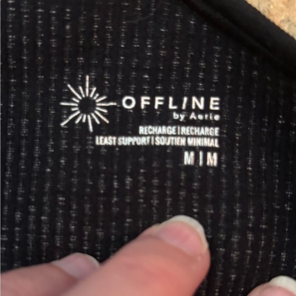 NWOT *Bundle of 2* aerie Offline seamless Recharge crop tanks size M - Picture 2 of 7